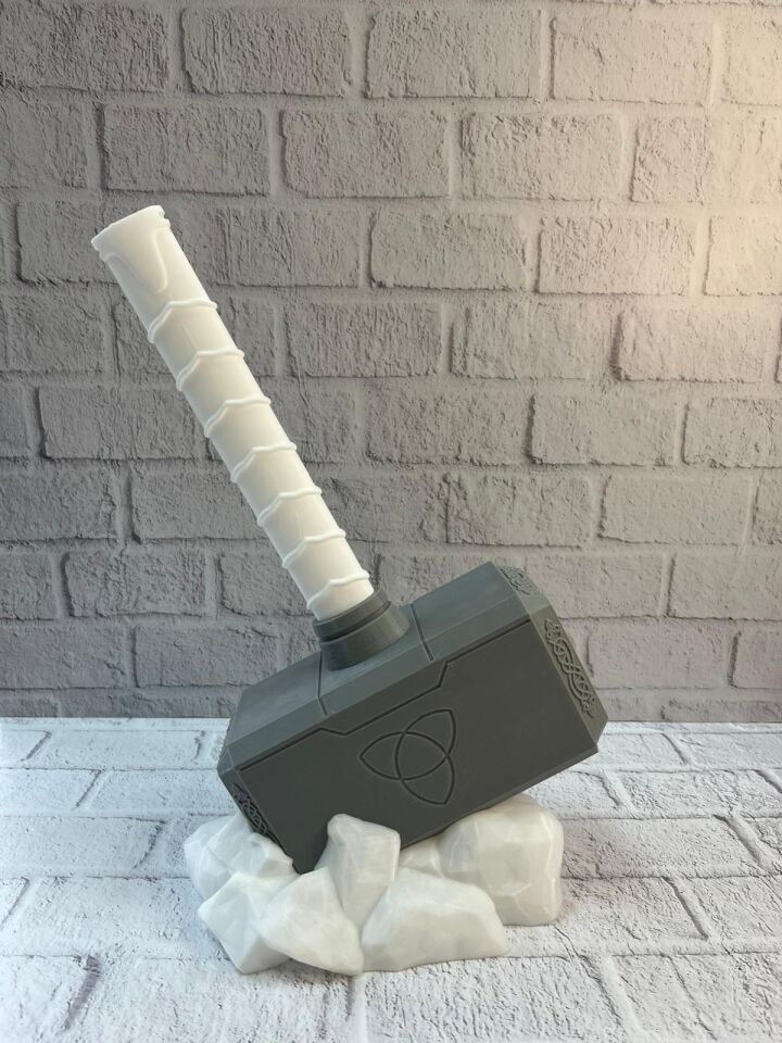 THORUN ÇEKİCİ